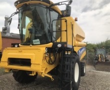 Combine New Holland Combine New Holland